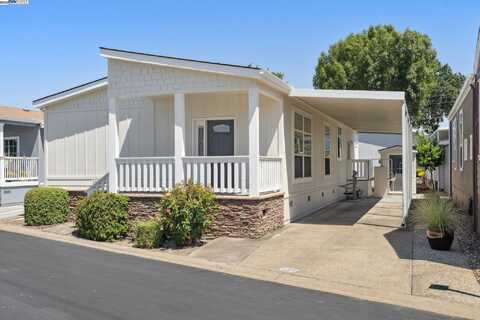 3263 Vineyard Ave, Pleasanton, CA 94566