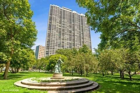 2800 N. Lake Shore Drive, Chicago, IL 60657