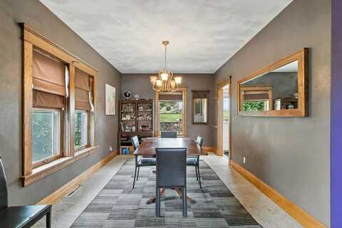 319 5th Avenue, New Glarus, WI 53574