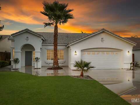 5204 Sand Castle Court, Bakersfield, CA 93312