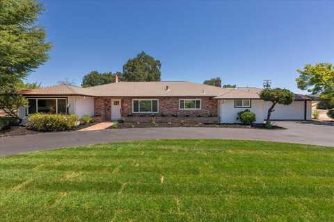 190 W San Martin AVE, SAN MARTIN, CA 95046