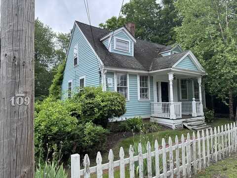 1043 West St, Wrentham, MA 02093