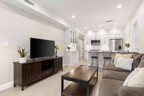 286 Sumner St., Boston, MA 02128