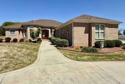 208 Maclin Cir, Tuscumbia, AL 35674