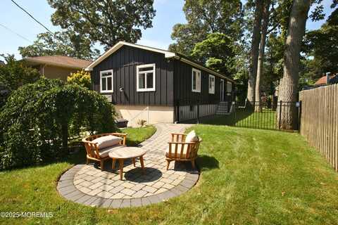 2 Park Avenue, Island Heights, NJ 08732