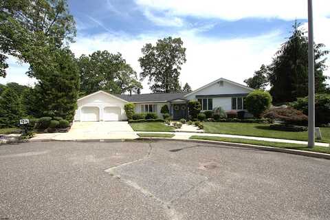 1 Arc Ct, Absecon, NJ 08201