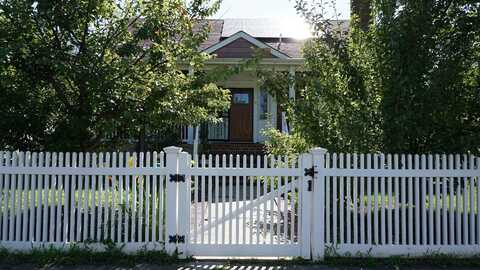 60 N Harrisburg Ave, Atlantic City, NJ 08401