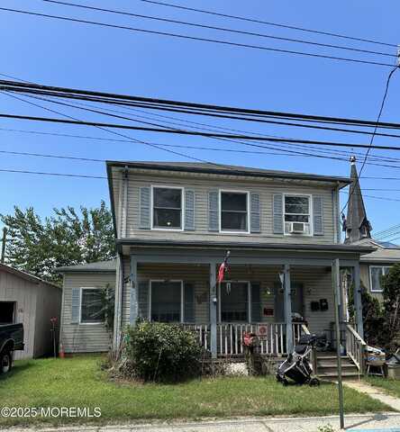 14 W 3rd Street, Keyport, NJ 07735