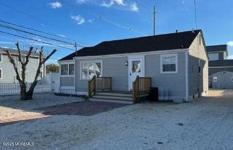 112 Kerr Avenue, Lavallette, NJ 08735