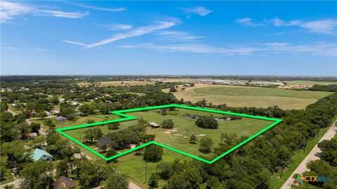 210 Julia, Yoakum, TX 77995
