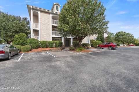 3350 Club Villas Drive, Southport, NC 28461