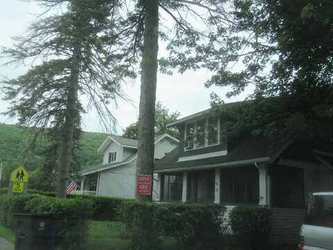 72 Waterstone Road, Greenwood Lake, NY 10925