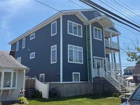 7 East Boulevard, East Rockaway, NY 11518