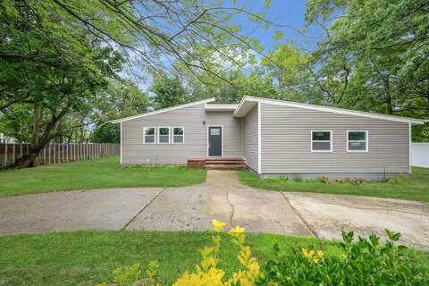 9 Holt Street, Amityville, NY 11701