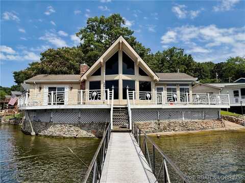 436 Putt-N-Bay Drive, Sunrise Beach, MO 65079
