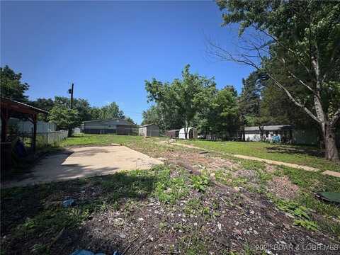 68 Kaisers Red Bud Lane, Camdenton, MO 65020