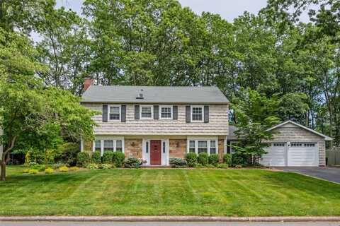 15 Shadetree Lane, Stony Brook, NY 11790