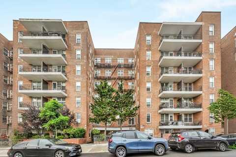 67-50 Thornton Place, Forest Hills, NY 11375