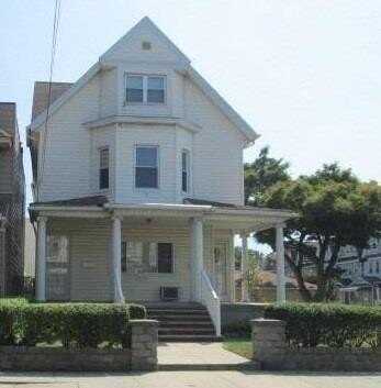 8906 91 ave Avenue, Woodhaven, NY 11421