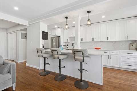 855 E Broadway, Long Beach, NY 11561