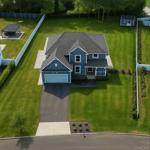 9 Shaw Lane, East Moriches, NY 11940