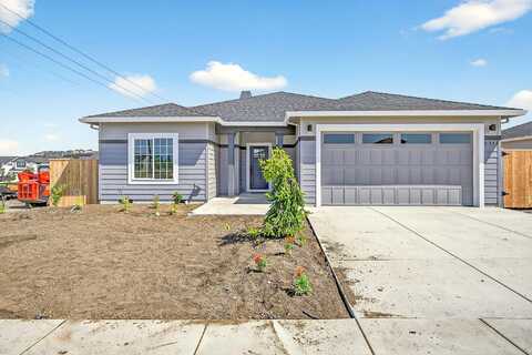 3711 Carlin Drive, Medford, OR 97504