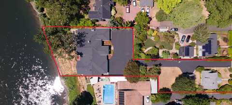 619 SE M Street, Grants Pass, OR 97526