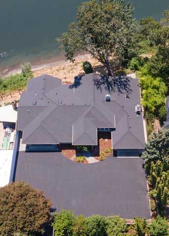 619 SE M Street, Grants Pass, OR 97526