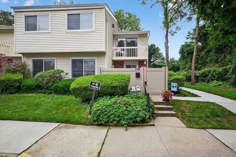 216 Unit M Springmeadow Drive, Holbrook, NY 11741