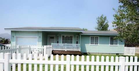 911 Forest Bend Dr, Hailey, ID 83333