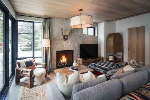 107 Pinevue Lane, Ketchum, ID 83340
