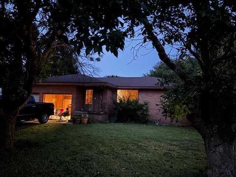 712 North Durham, Ulysses, KS 67880