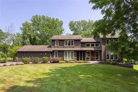 12 Trailwood Circle, Pittsford, NY 14618
