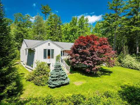 20 South Ridge Drive, Lincolnville, ME 04849