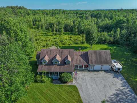 78 Lakeview Road, Glenburn, ME 04401