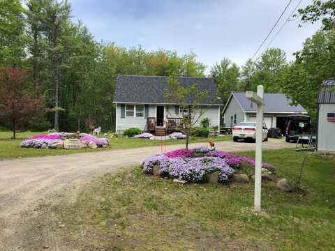 60 Maple Street, Casco, ME 04015