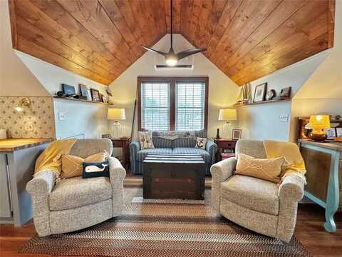 316 Succotash Road, South Kingstown, RI 02879