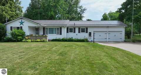 850 E Remus Road, Mount Pleasant, MI 48858