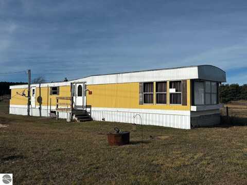 2275 Wetzel Lake Road, Mancelona, MI 49659
