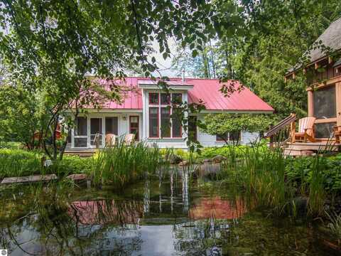 12362-Unit 322C Wintergreen Drive, Thompsonville, MI 49683