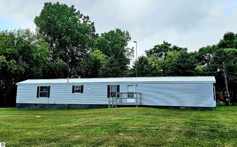 5955 N Pendell Road, Elwell, MI 48832