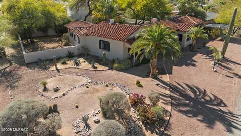 4220 E Cooper Street, Tucson, AZ 85711