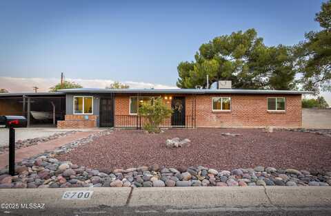 5700 E 19th Street, Tucson, AZ 85711