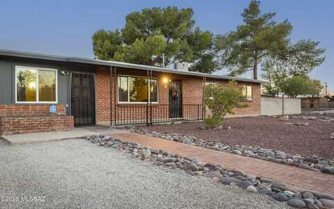 5700 E 19th Street, Tucson, AZ 85711