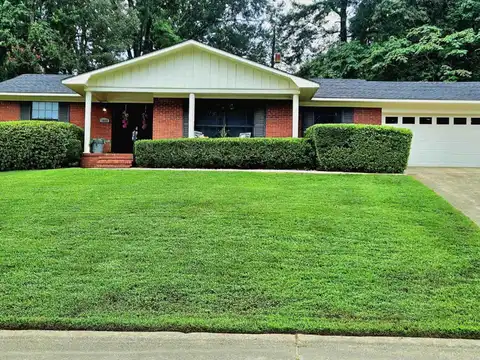 1605 West Cedar, El Dorado, AR 71730