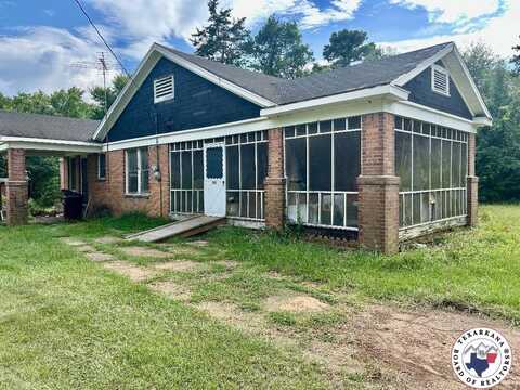 412 Loop 236, Queen City, TX 75572