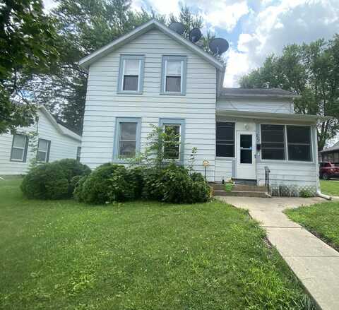 827 E Garden Street, Freeport, IL 61032