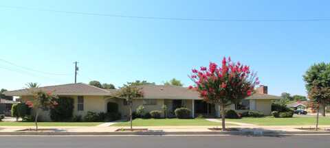 700 Sequoia Drive, Exeter, CA 93221