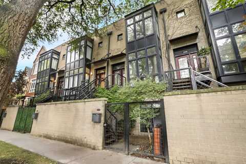 2754 N Paulina Street, Chicago, IL 60614