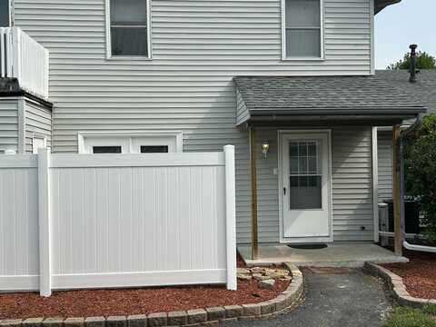 2330 Carnation Drive, Crest Hill, IL 60403